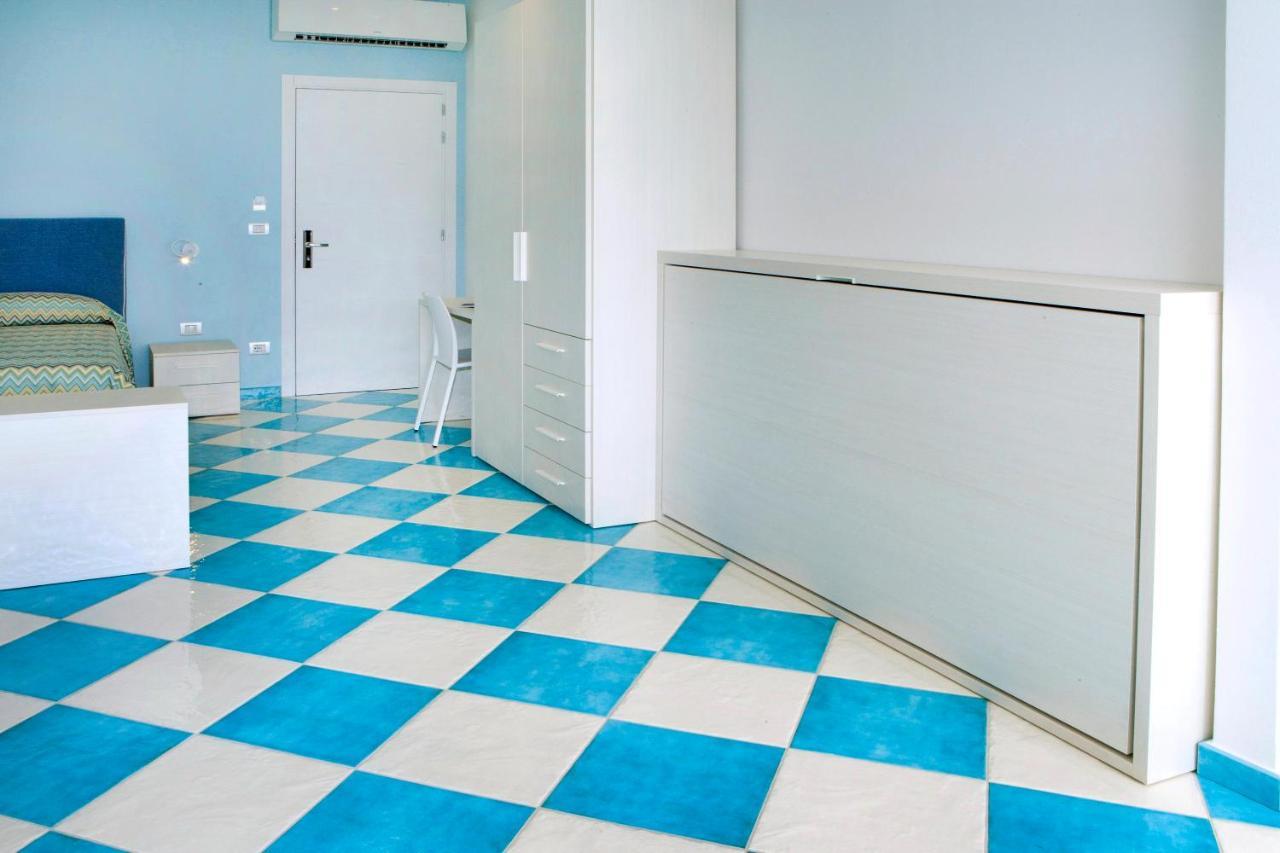 La Conchiglia Apartments 데이바마리나 외부 사진