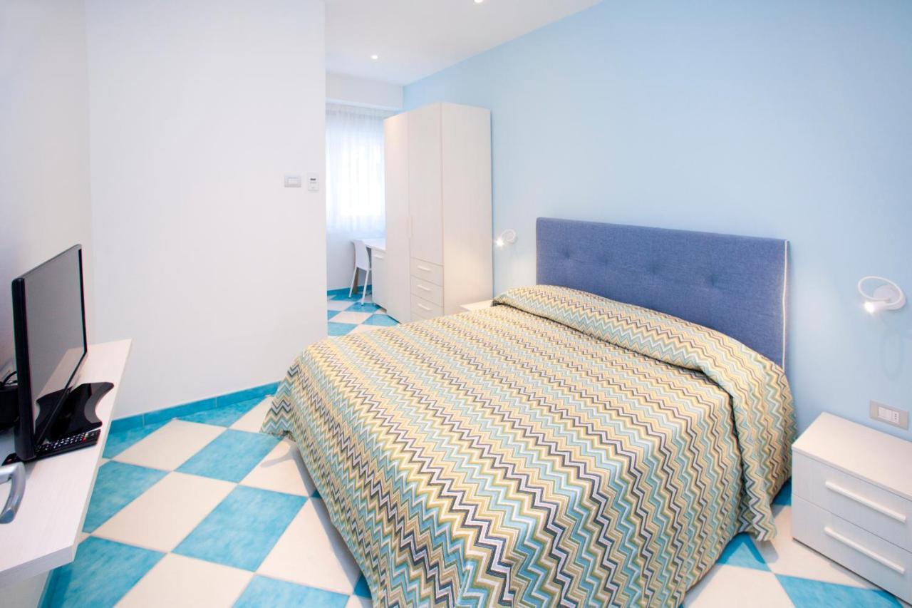 La Conchiglia Apartments 데이바마리나 외부 사진