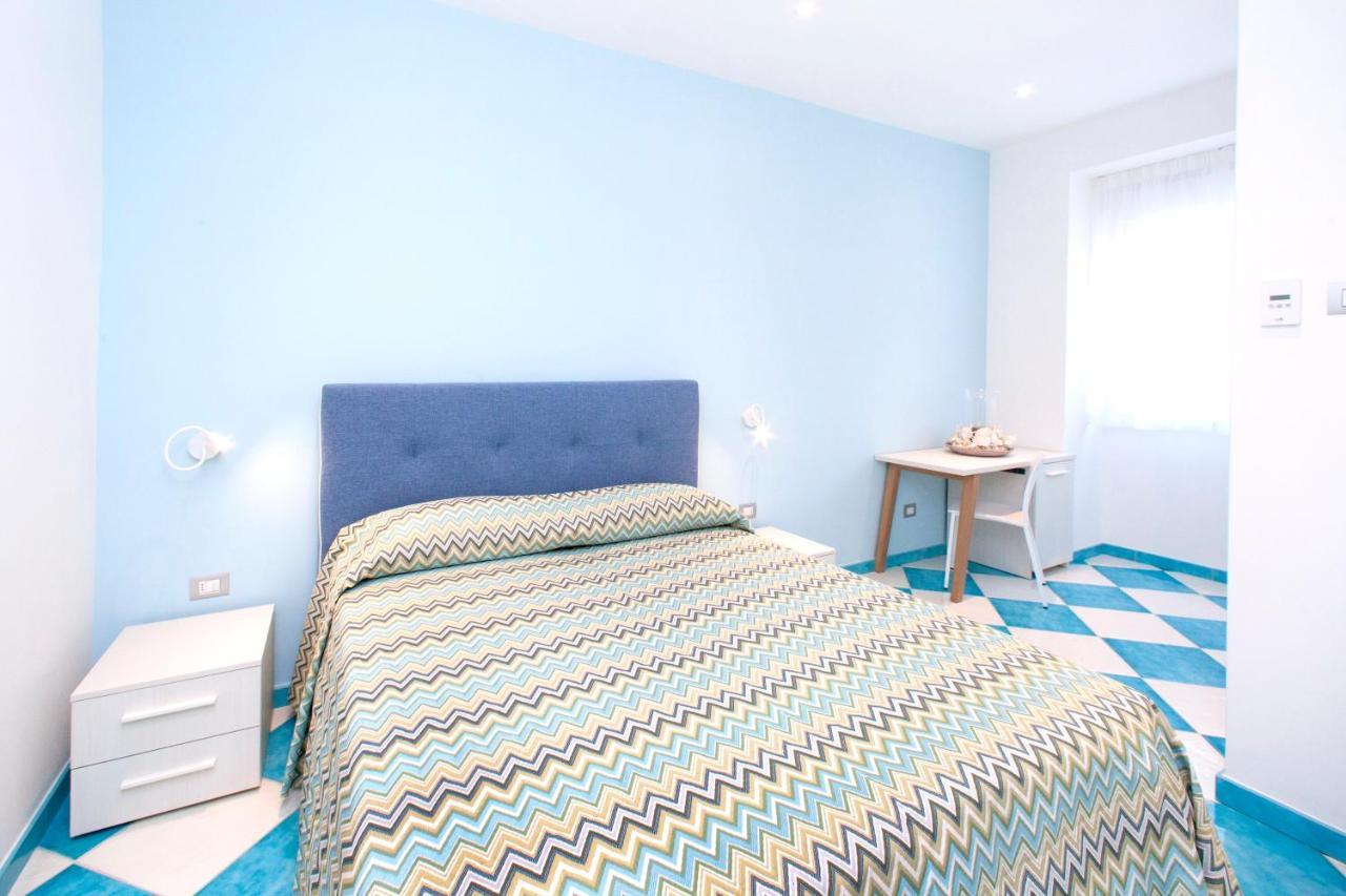 La Conchiglia Apartments 데이바마리나 외부 사진