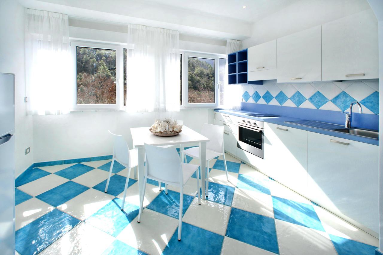 La Conchiglia Apartments 데이바마리나 외부 사진