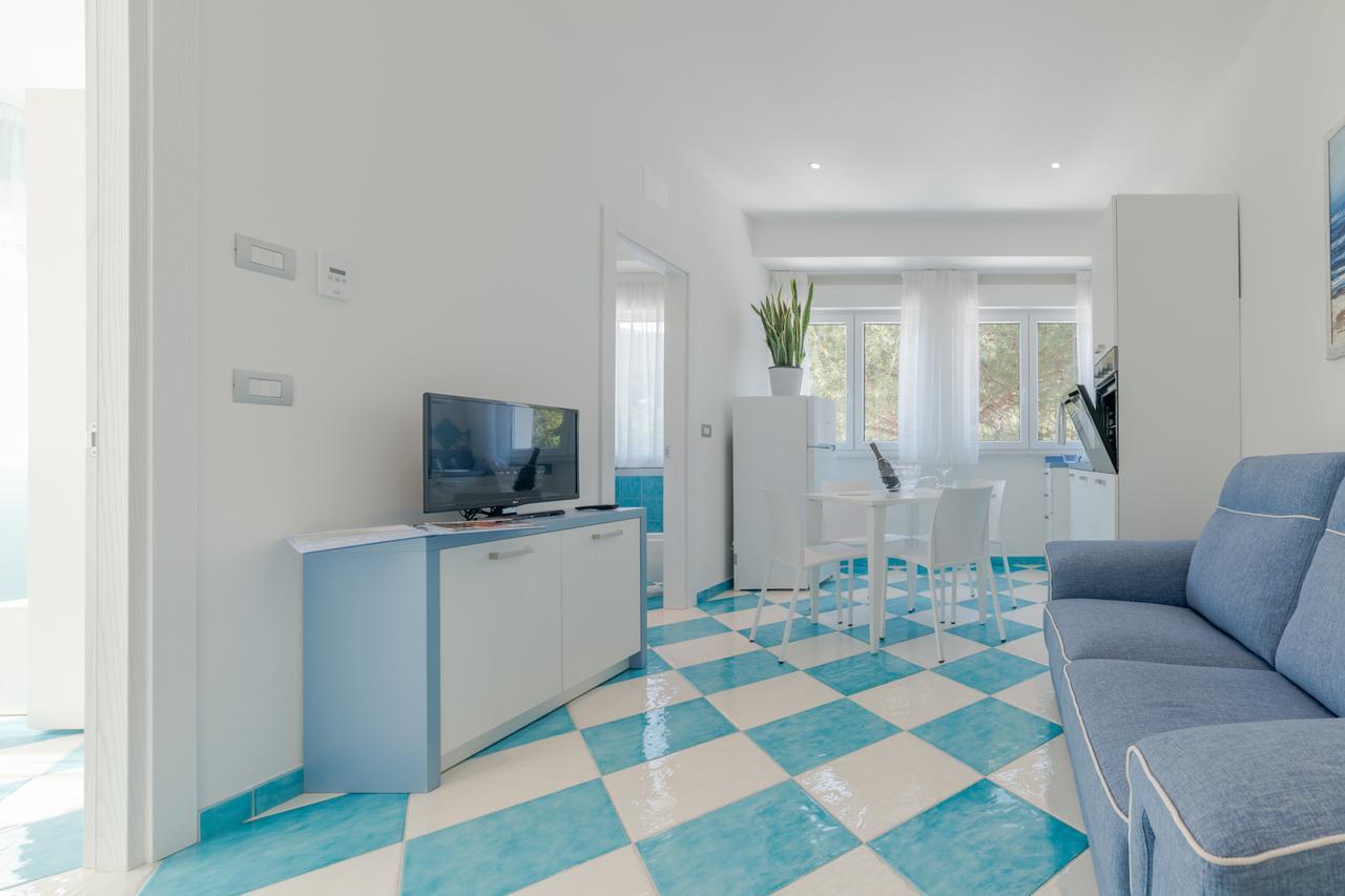 La Conchiglia Apartments 데이바마리나 외부 사진