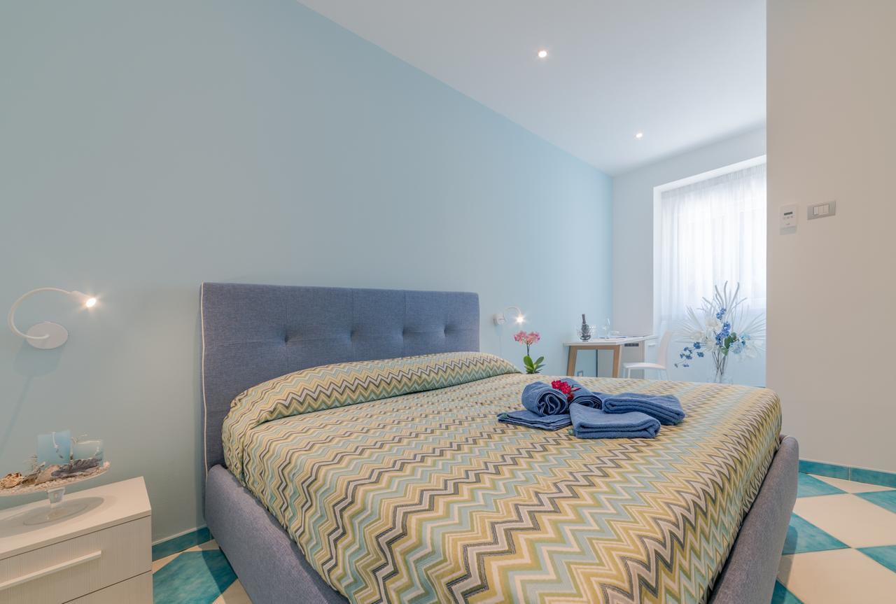 La Conchiglia Apartments 데이바마리나 외부 사진