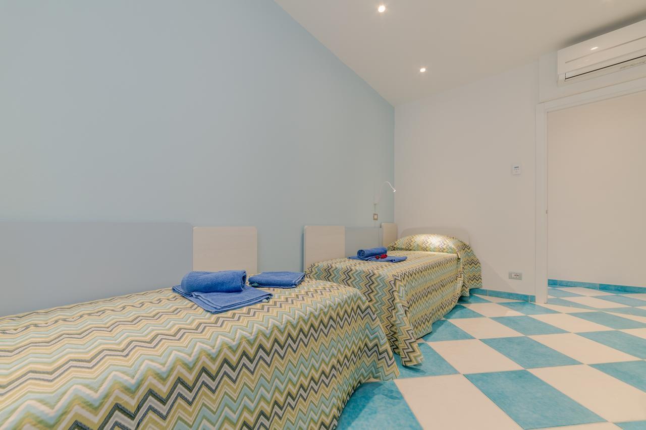 La Conchiglia Apartments 데이바마리나 외부 사진