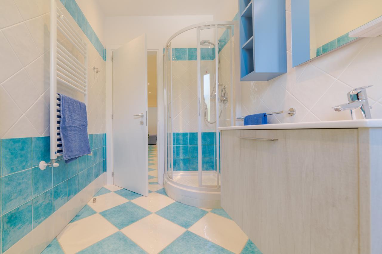 La Conchiglia Apartments 데이바마리나 외부 사진