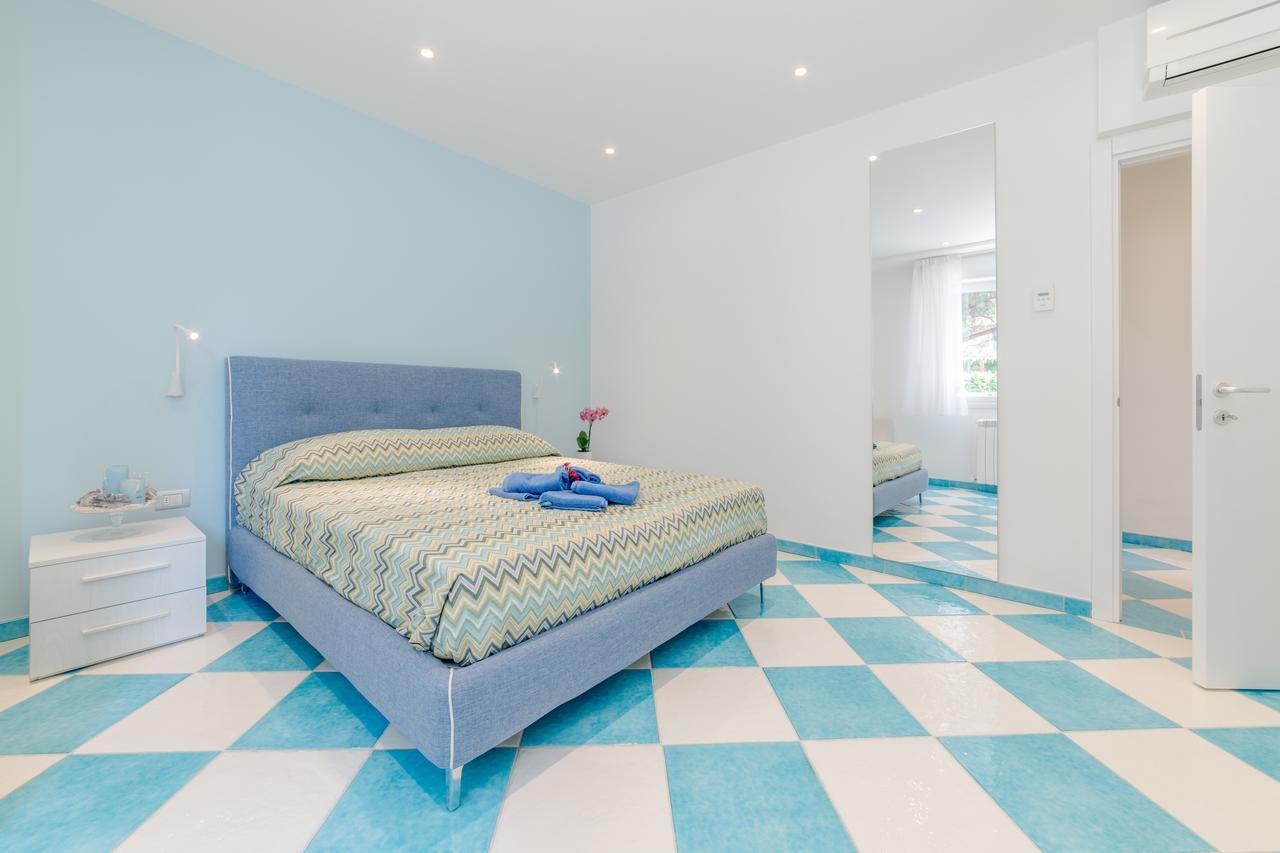 La Conchiglia Apartments 데이바마리나 외부 사진