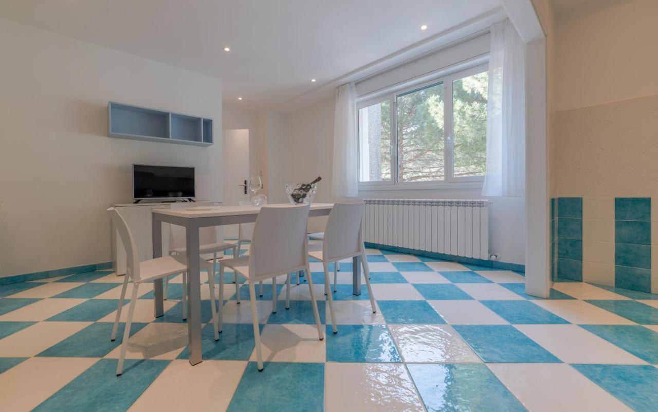 La Conchiglia Apartments 데이바마리나 외부 사진